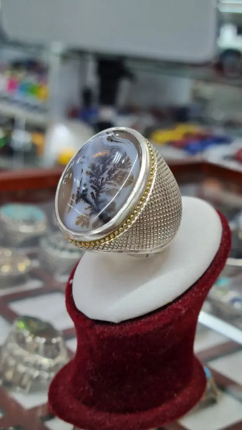 شجر خوشگل|جواهرات|یزد, |دیوار