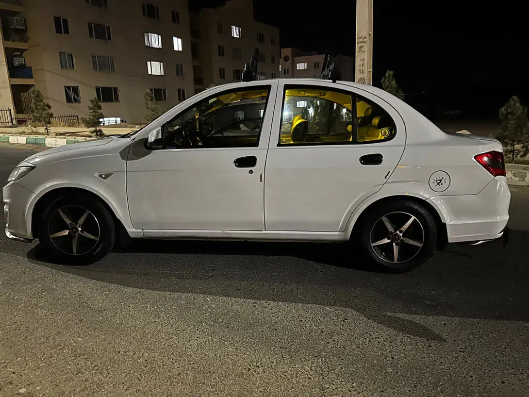 ساینا خیلی تمیز به شرط با لوازم|خودرو سواری و وانت|پرند, فاز ۴|دیوار