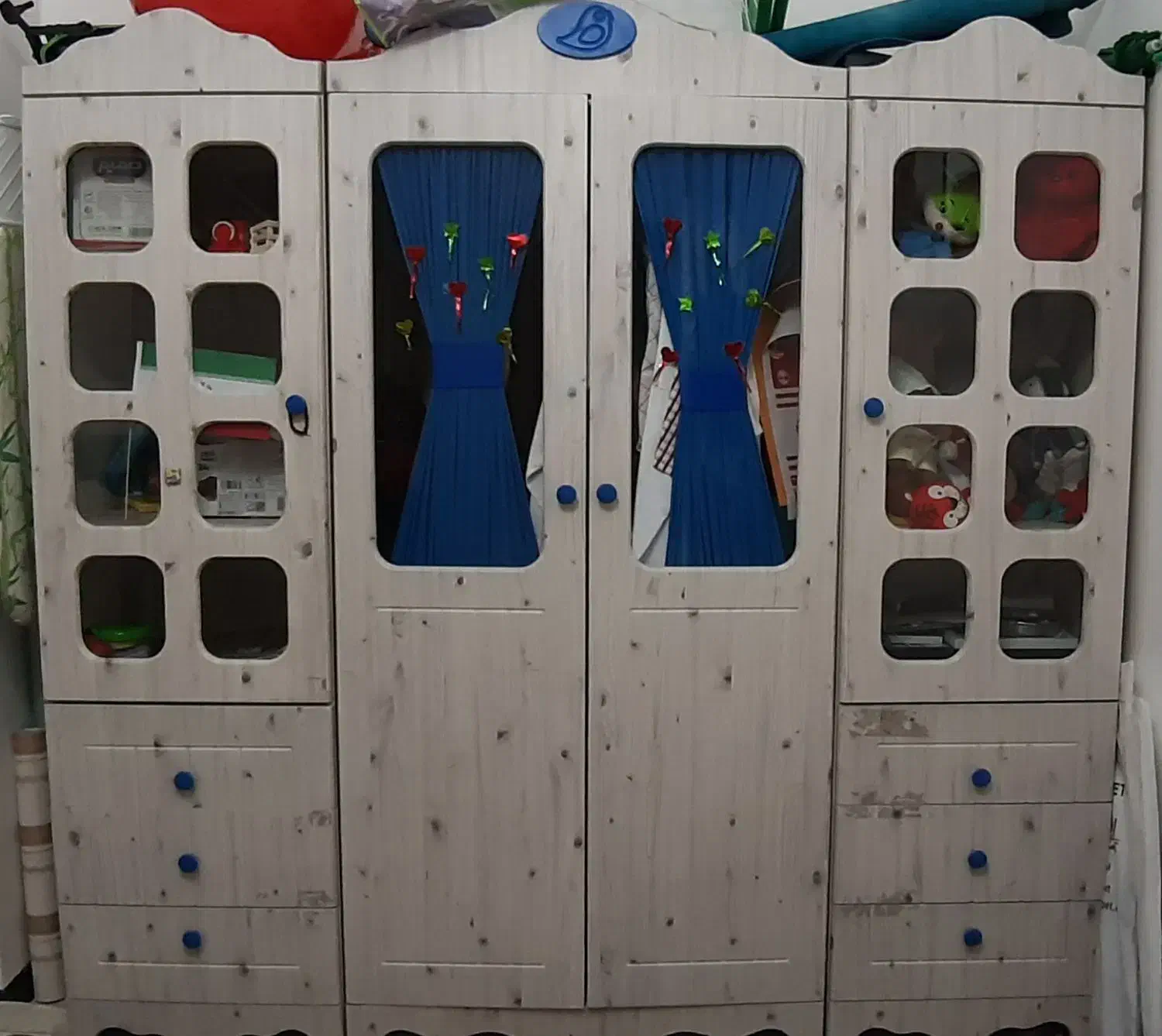 کمد|جاکفشی، کمد، دراور|فردیس, منظریه|دیوار