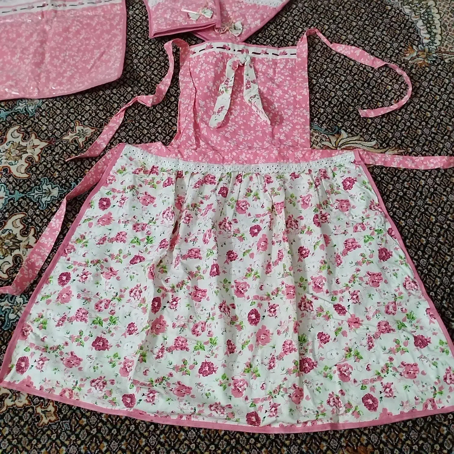 سرویس دمکنی یا آشپزخانه عروس|سفره، حوله، دستمال آشپزخانه|مشهد, خواجه ربیع|دیوار