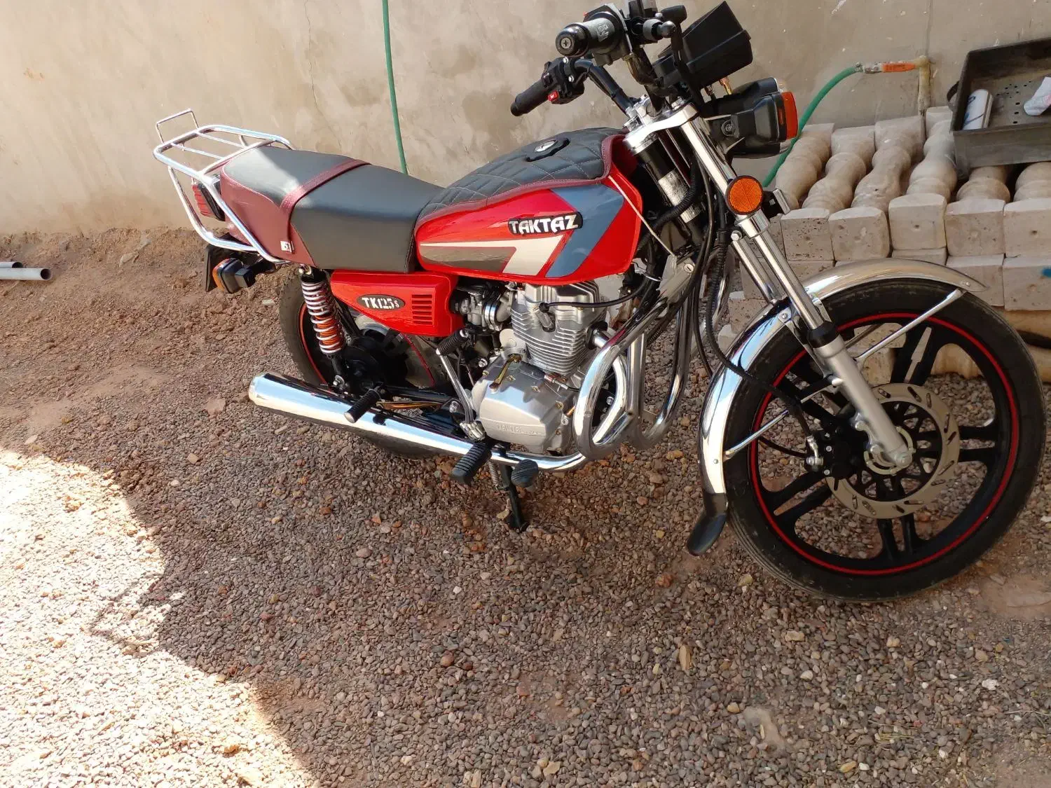 هنداتکتاز ۱۲۵|موتورسیکلت|قائن, |دیوار