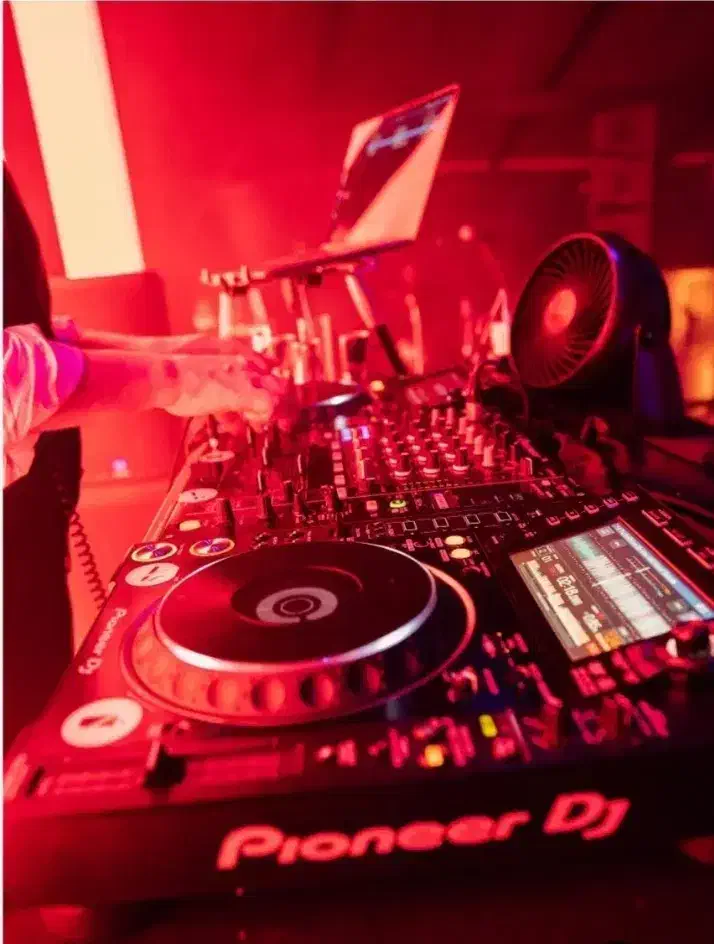 دیجی وفیلم برداری از مجالس|خدمات پذیرایی، مراسم|قم, هفت تیر|دیوار