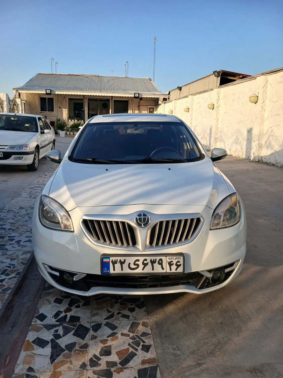 برلیانس ۳۳۰|خودرو سواری و وانت|رشت, حومه رشت|دیوار