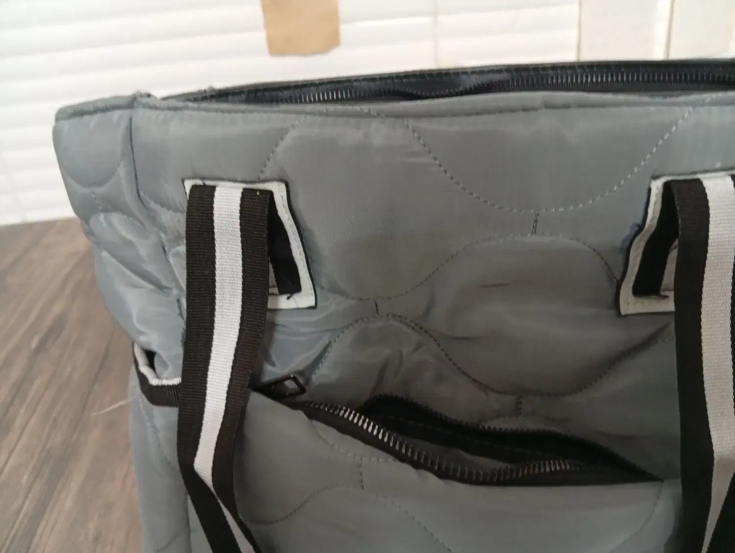 کیف جادار کاپشنی جادار نو|کیف، کفش، کمربند|قم, دروازه چوبی|دیوار