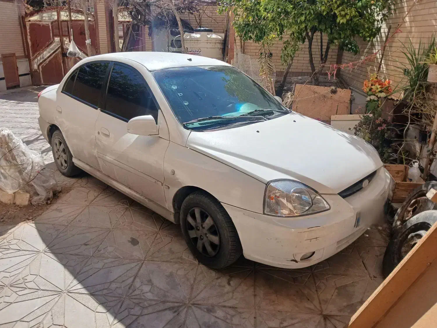 پژو ۸۵ درجه ۱  بدون مشابه|خودرو سواری و وانت|شیراز, شهرک سراج‎|دیوار