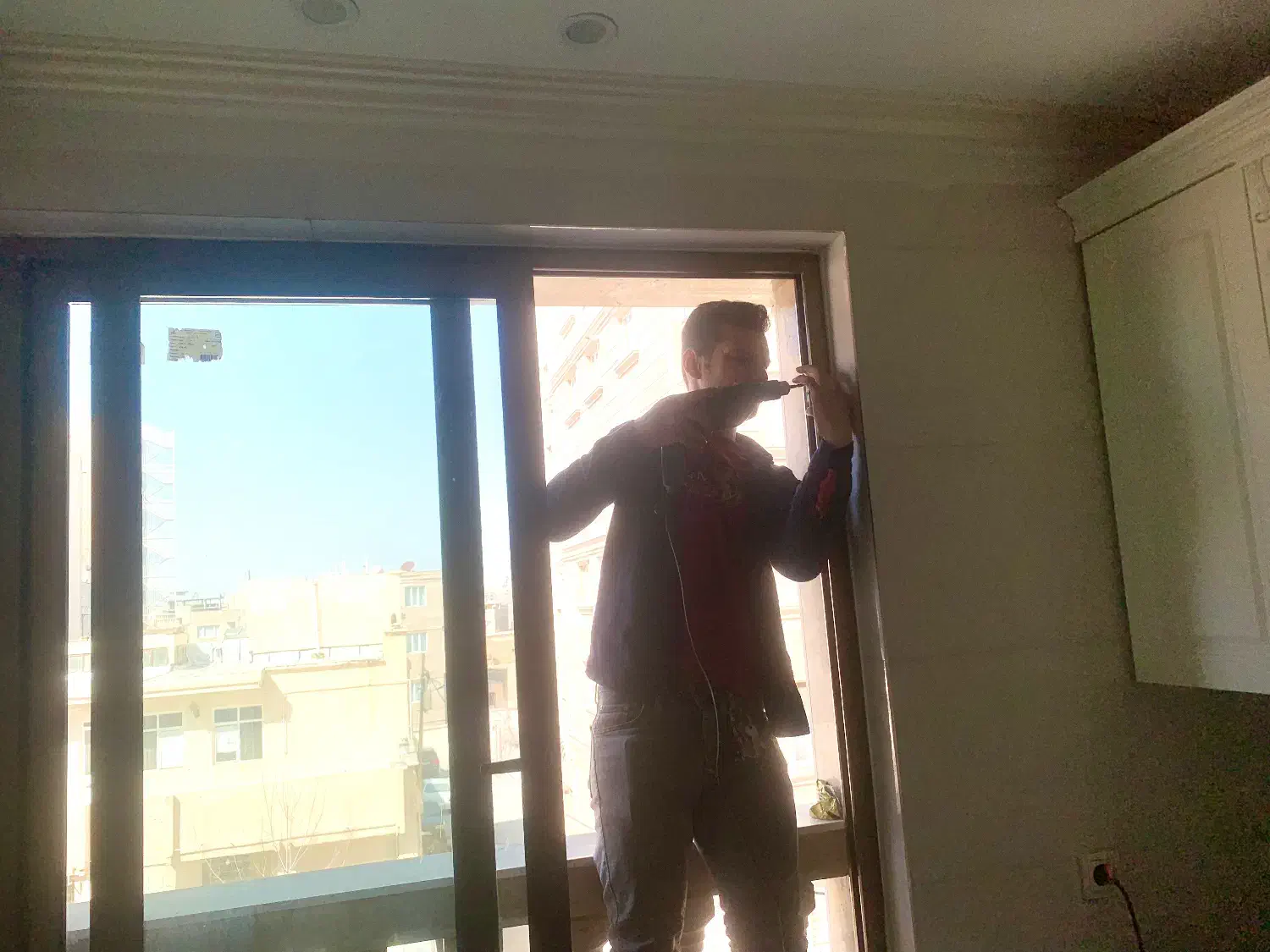 تعمیر صفر تا صد درب و پنجره پی وی سی|خدمات پیشه و مهارت|ارومیه, |دیوار