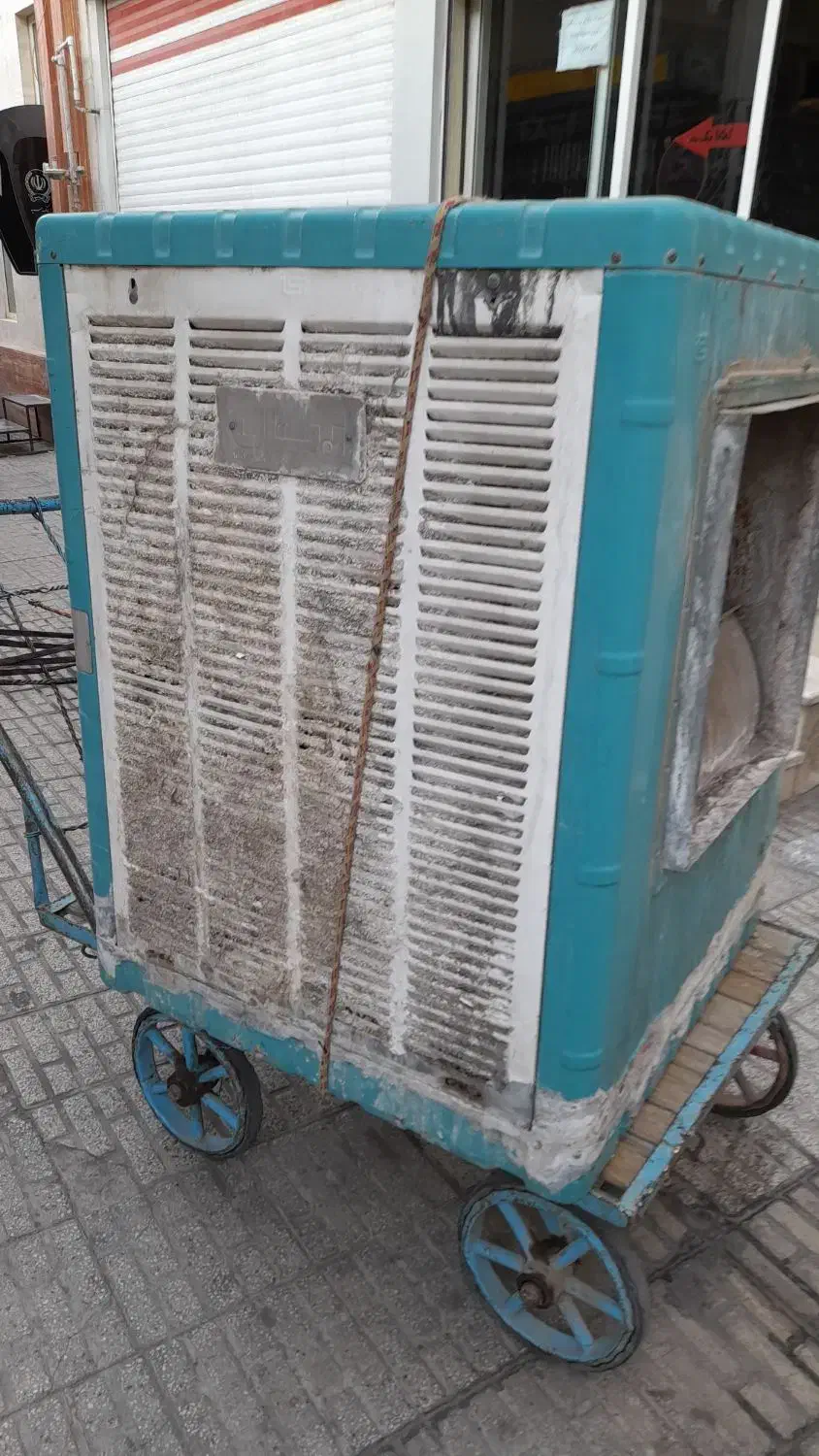 کولر آبی|کولر آبی|شیراز, زند|دیوار