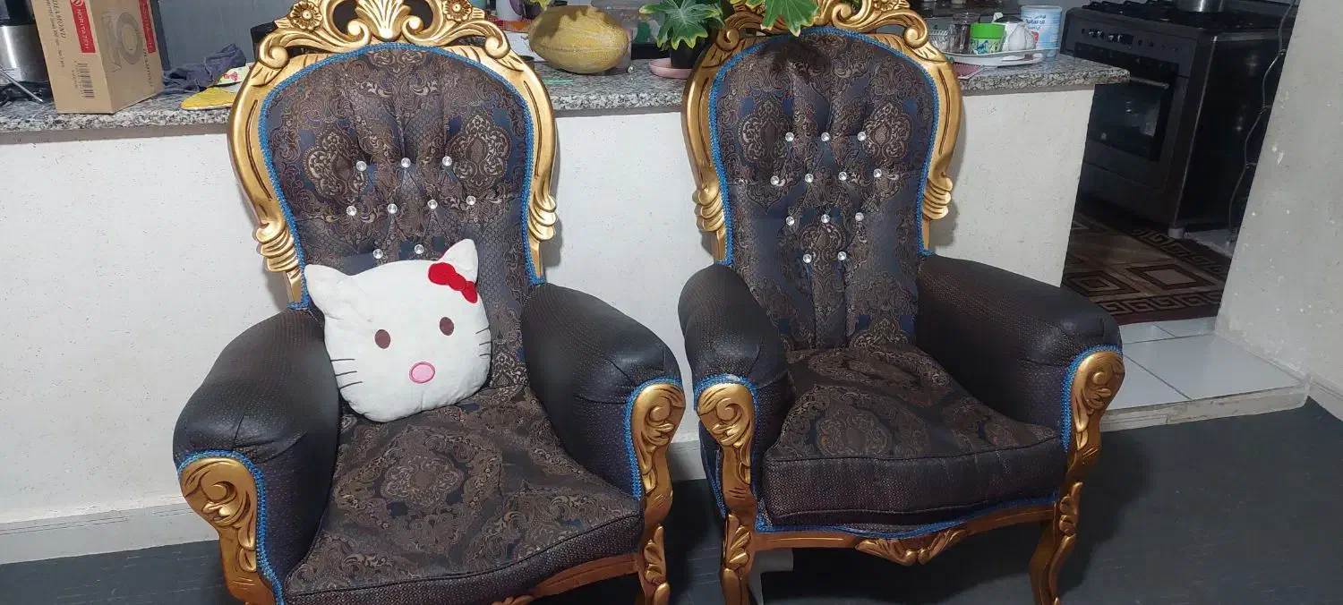 مبل سلطنتی 9 نفره|مبلمان خانگی و میز عسلی|تربت جام, شهرک آزادگان|دیوار