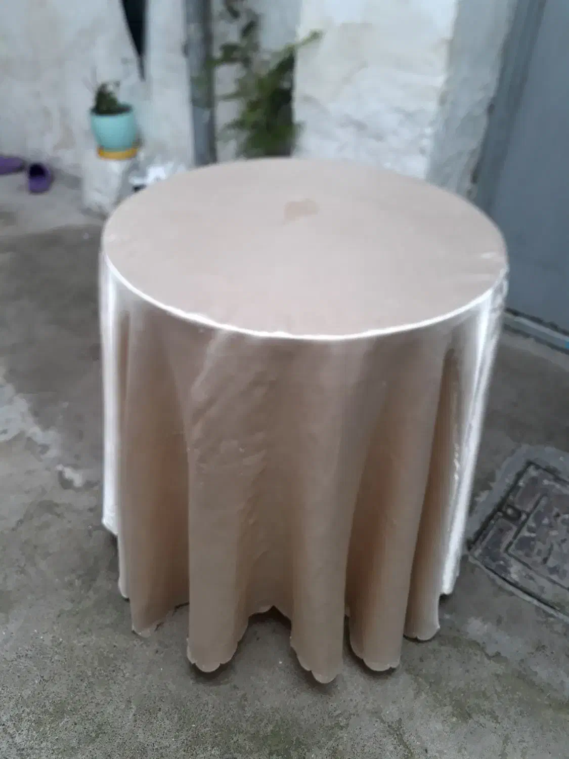 میزخاطره|میز و صندلی غذاخوری|رشت, دباغیان|دیوار