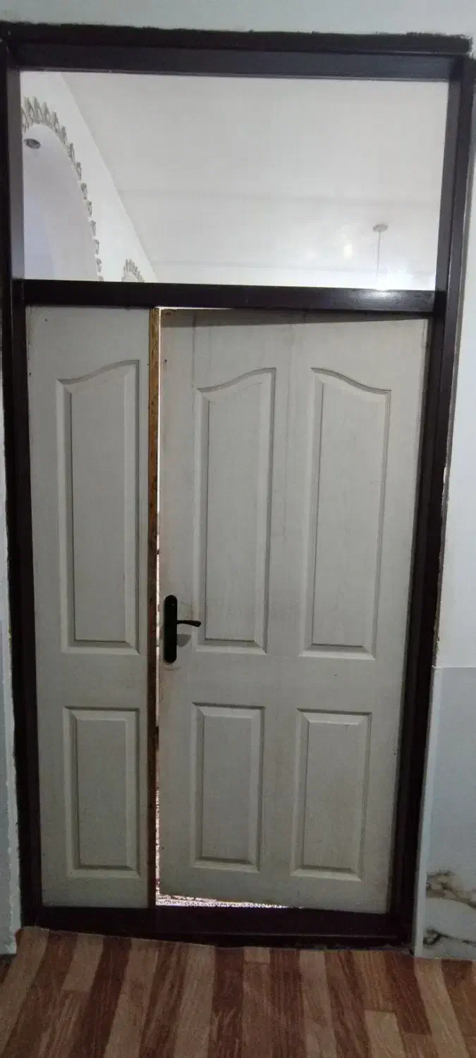 درب سالم|مصالح و تجهیزات ساختمان|مرند, |دیوار