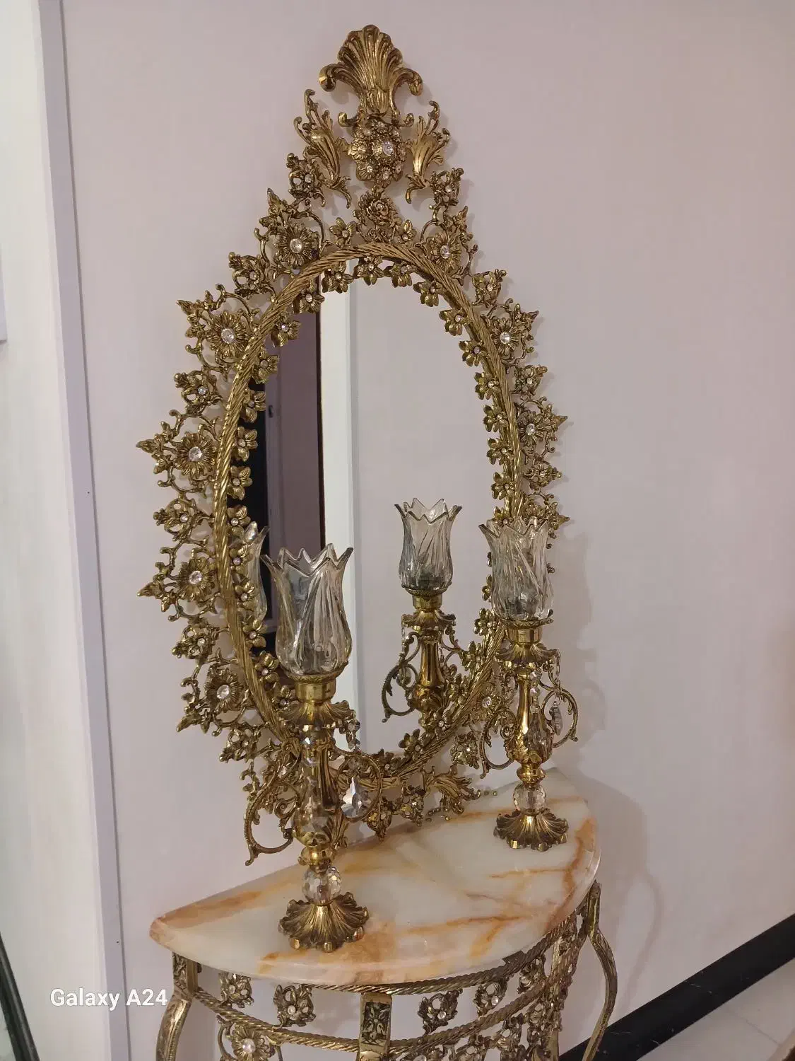 آینه و شمعدان|آینه|قرچک, پارک جنگلی|دیوار