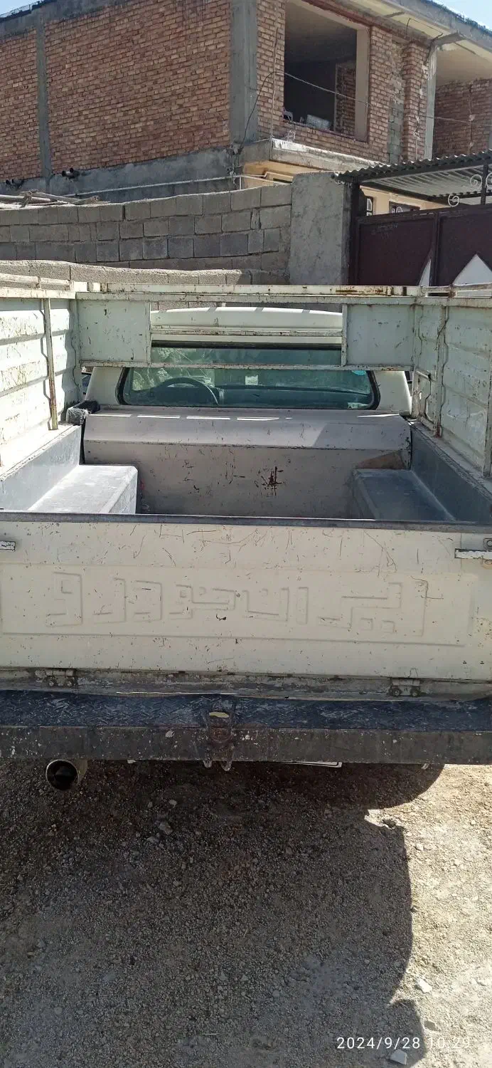 وانت ۸۳شاسی سالم|خودرو سواری و وانت|ایوان, |دیوار