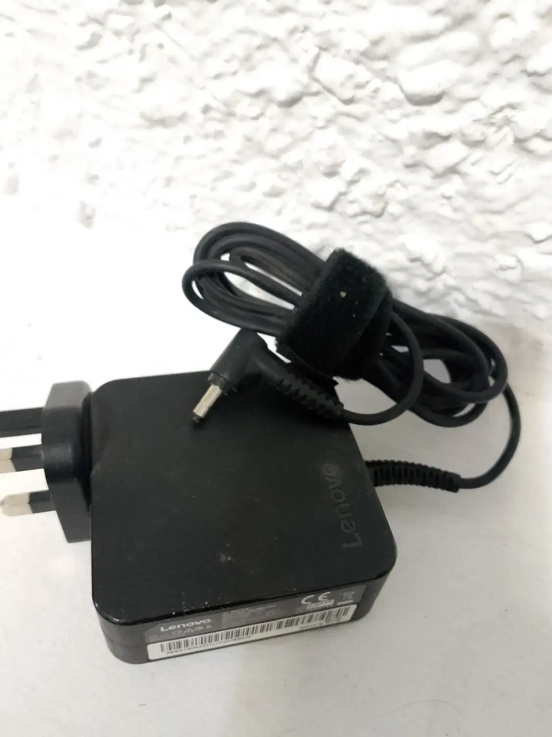آداپتور شارژر اورجینال لنوو lenovo|قطعات و لوازم جانبی رایانه|تهران, زرکش|دیوار