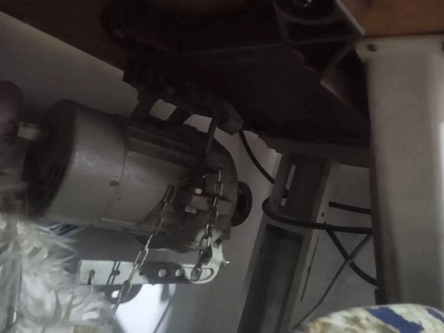 چرخ ۵ نخ|چرخ خیاطی و ریسندگی|شاهدشهر, |دیوار