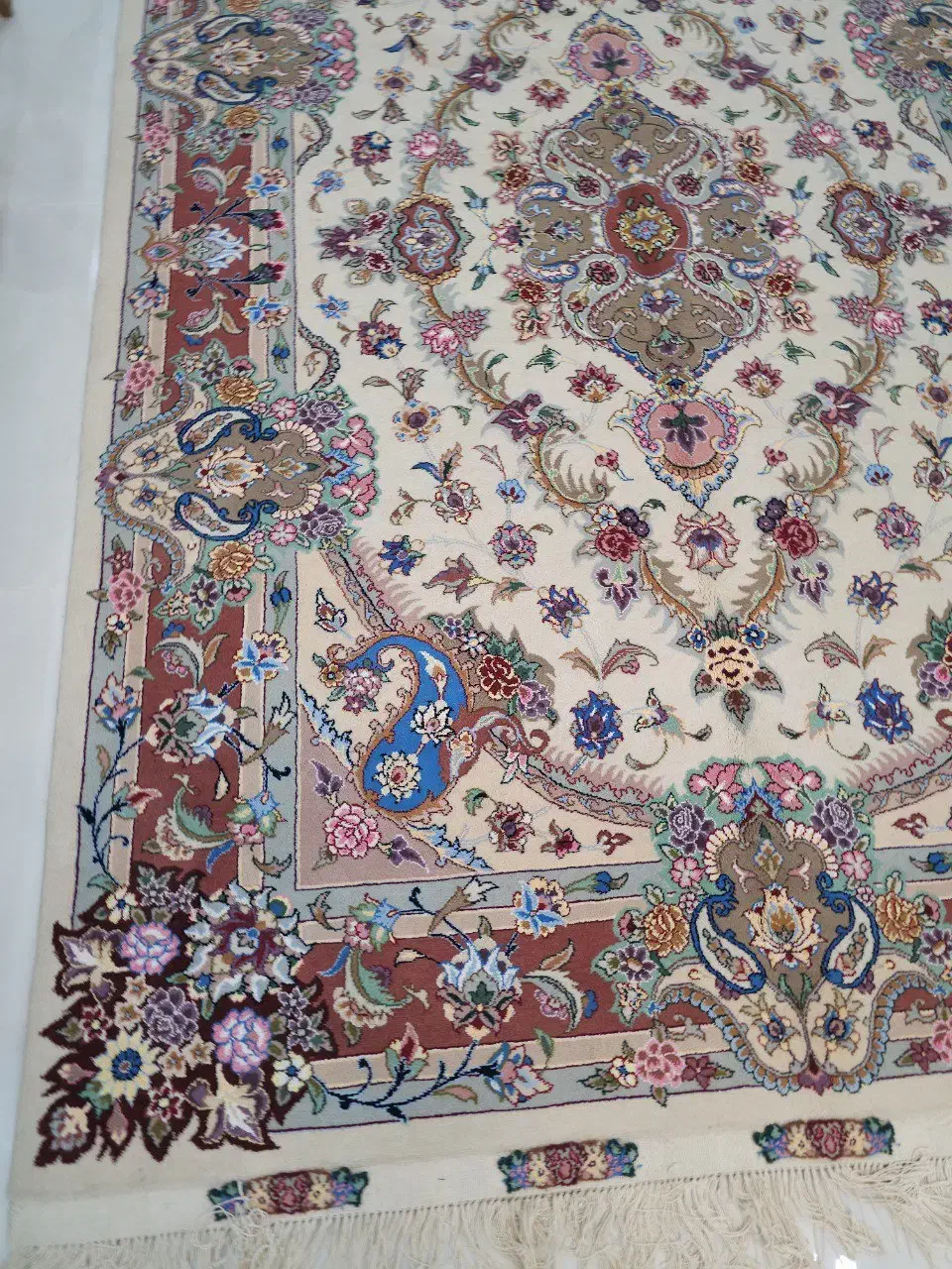 ۶ متری طرح سالاری|فرش|کاشمر, |دیوار