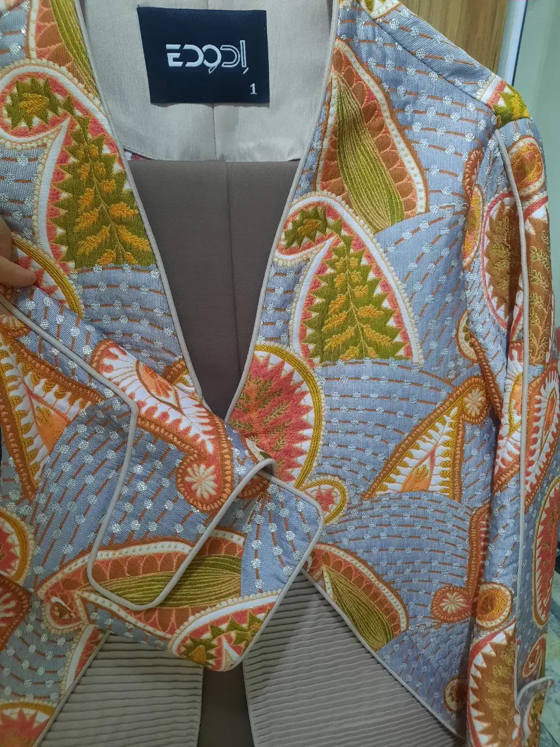 لباس زنانه کت و شلوار|لباس|قدس, شهرقدس|دیوار