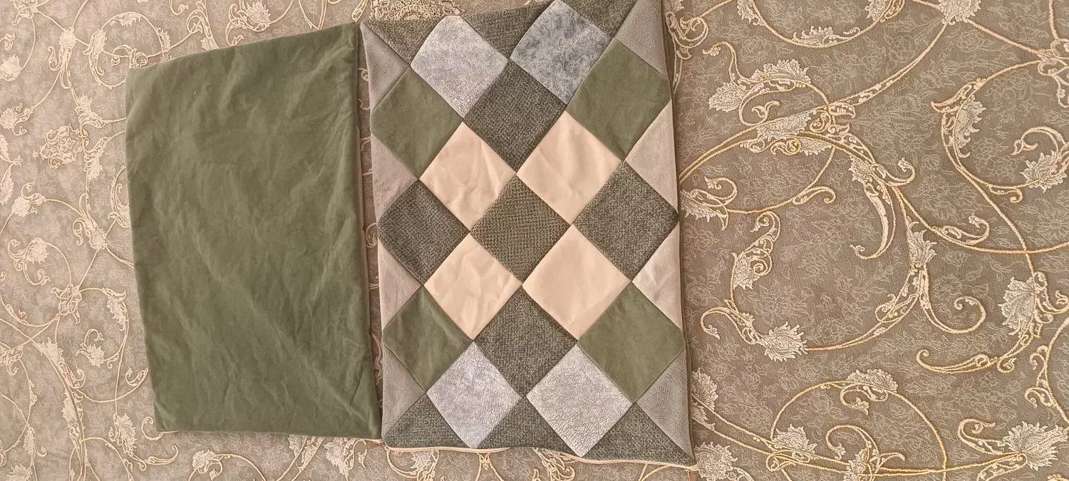 رو بالشتی چهل تیکه|رختخواب، بالش، پتو|بیرجند, |دیوار