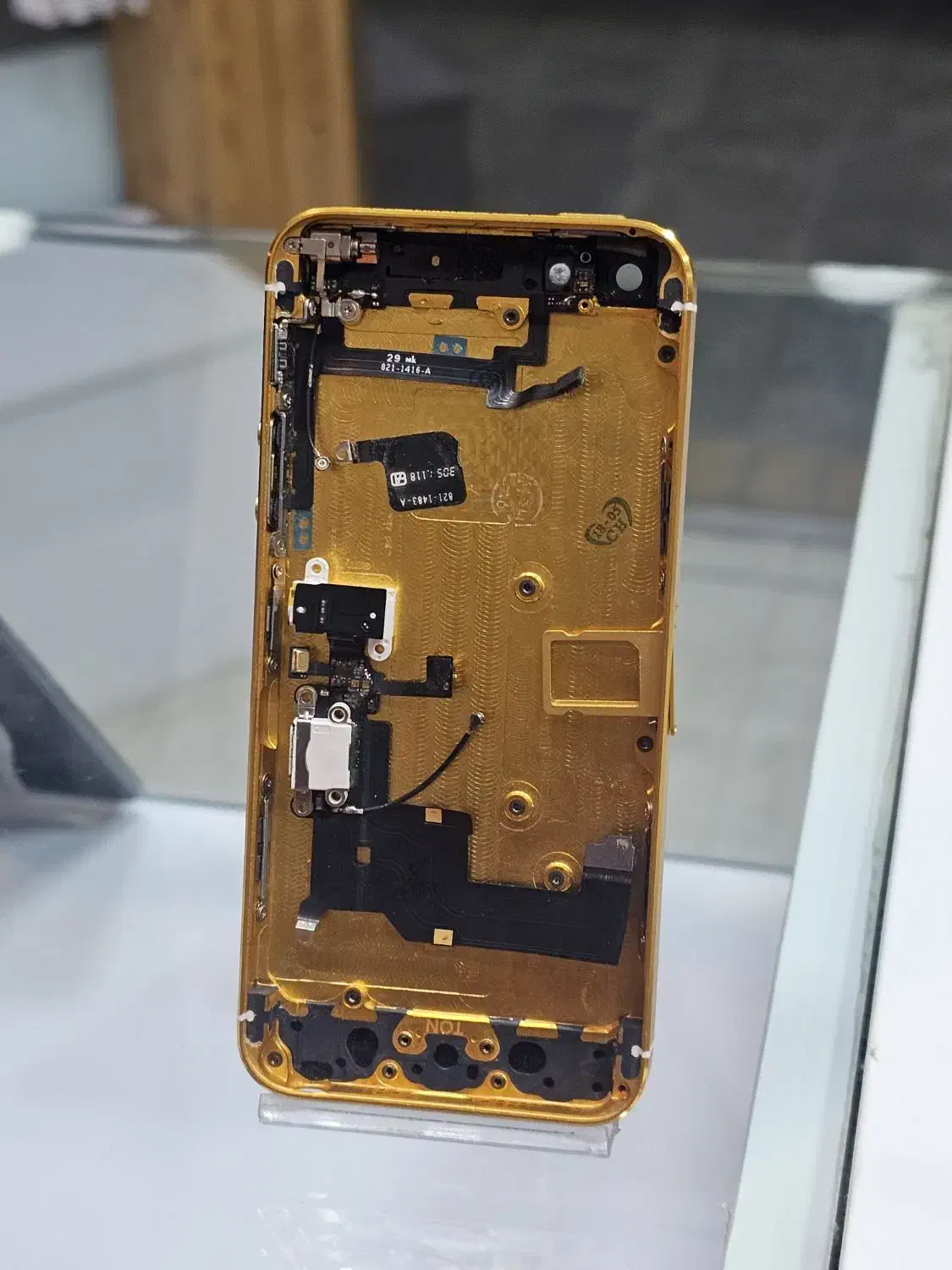 قاب. ایفون. 5s طلایی|لوازم جانبی موبایل و تبلت|کرمان, |دیوار