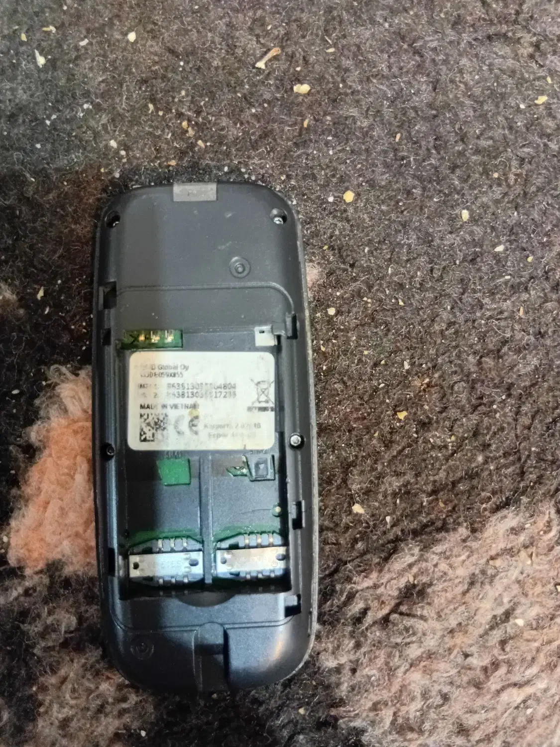 ساده نوکیا سالم سالمه فقط باطری میخاد|موبایل|بروجرد, |دیوار