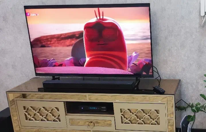 LED سامسونگ BU8000|تلویزیون و پروژکتور|تهران, نازی‌آباد|دیوار