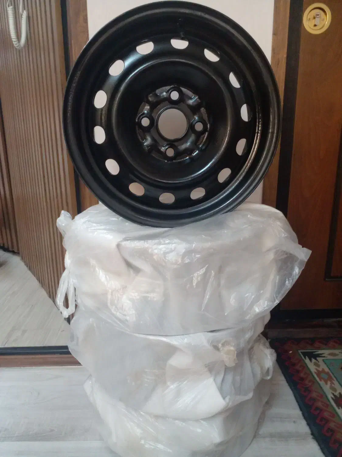 رینگ|قطعات یدکی و لوازم جانبی|شیراز, شیمی گیاه|دیوار