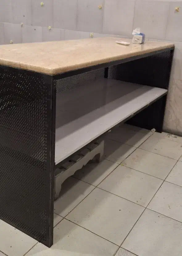 میز کار استثنائی|فروشگاه و مغازه|قم, خاکفرج|دیوار