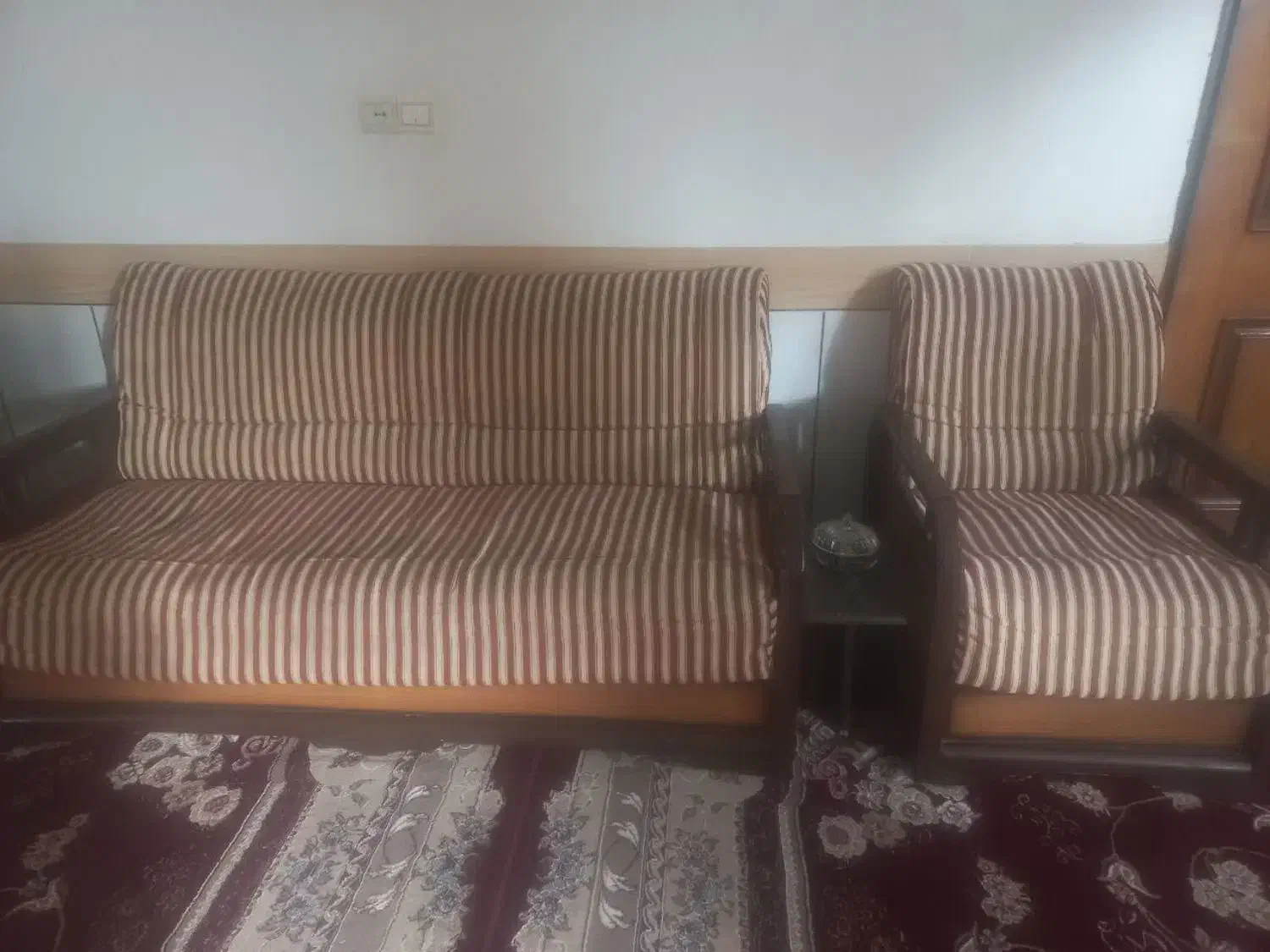 مبل ۷تفره|مبلمان خانگی و میز عسلی|فرخ‌شهر, |دیوار