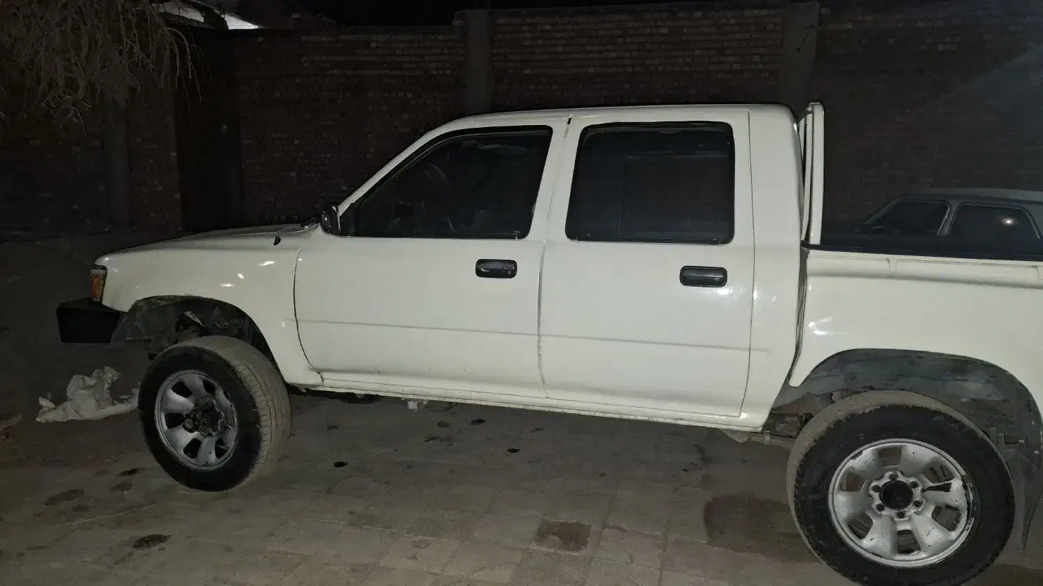 تویوتا ۹۲ هایلوکس|خودرو سواری و وانت|کرمان, |دیوار