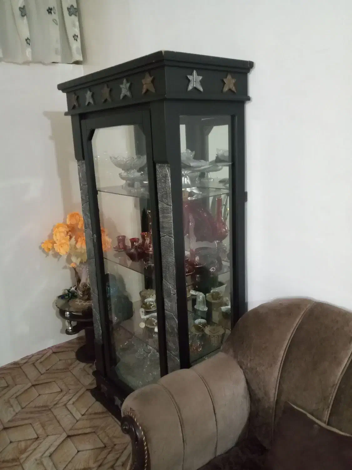 گنجه|بوفه، ویترین، کنسول|رادکان, |دیوار