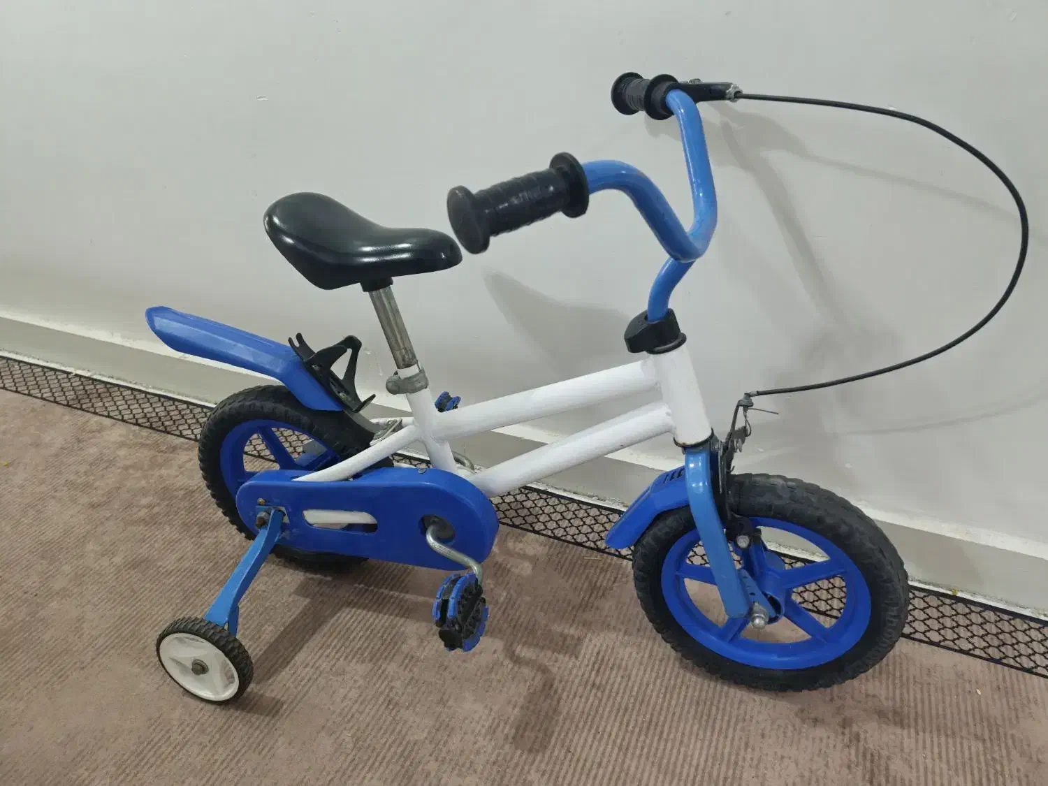 دوچرخه ۱۲ تایر توپر(ضدپنچری)|دوچرخه، اسکیت، اسکوتر|اهواز, کیانپارس |دیوار