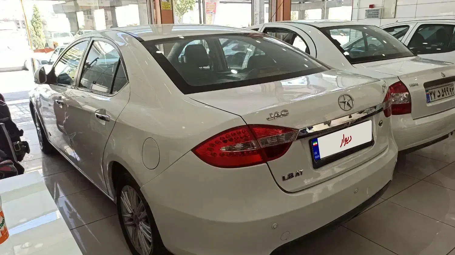 جک j5 مدل 93 اتوماتیک نقد یا معاوضه|خودرو سواری و وانت|شیراز, مسلم|دیوار