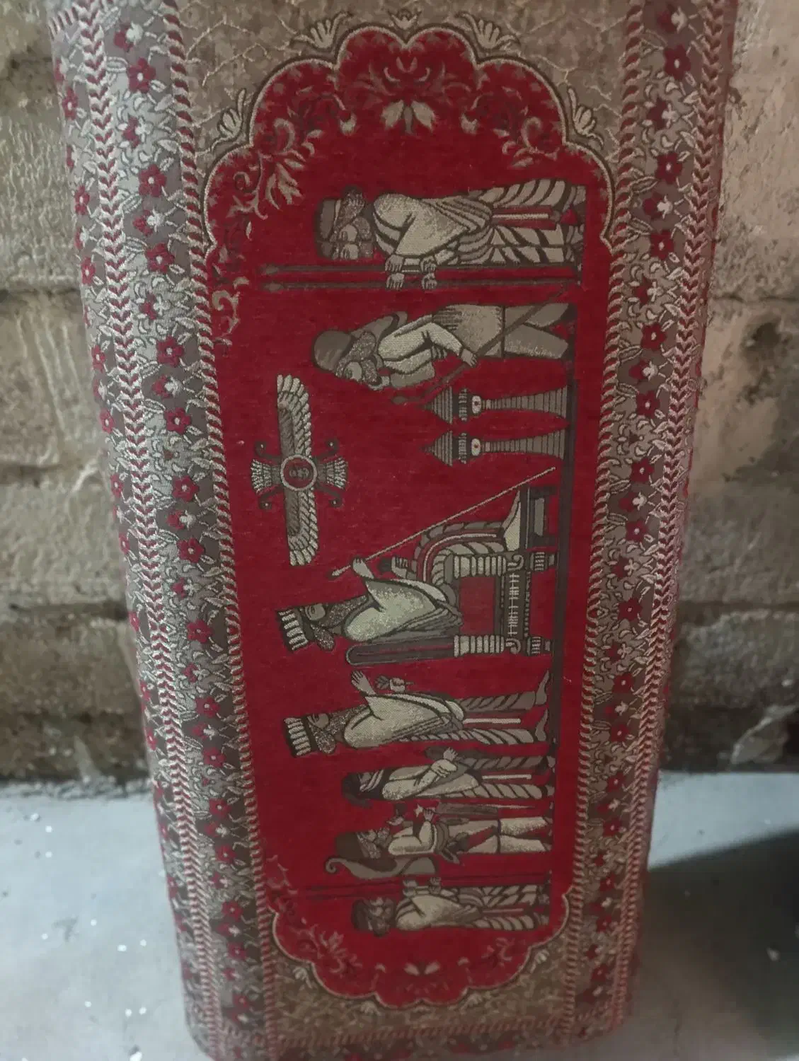 پشتی4 عدد|پشتی|دهلران, |دیوار