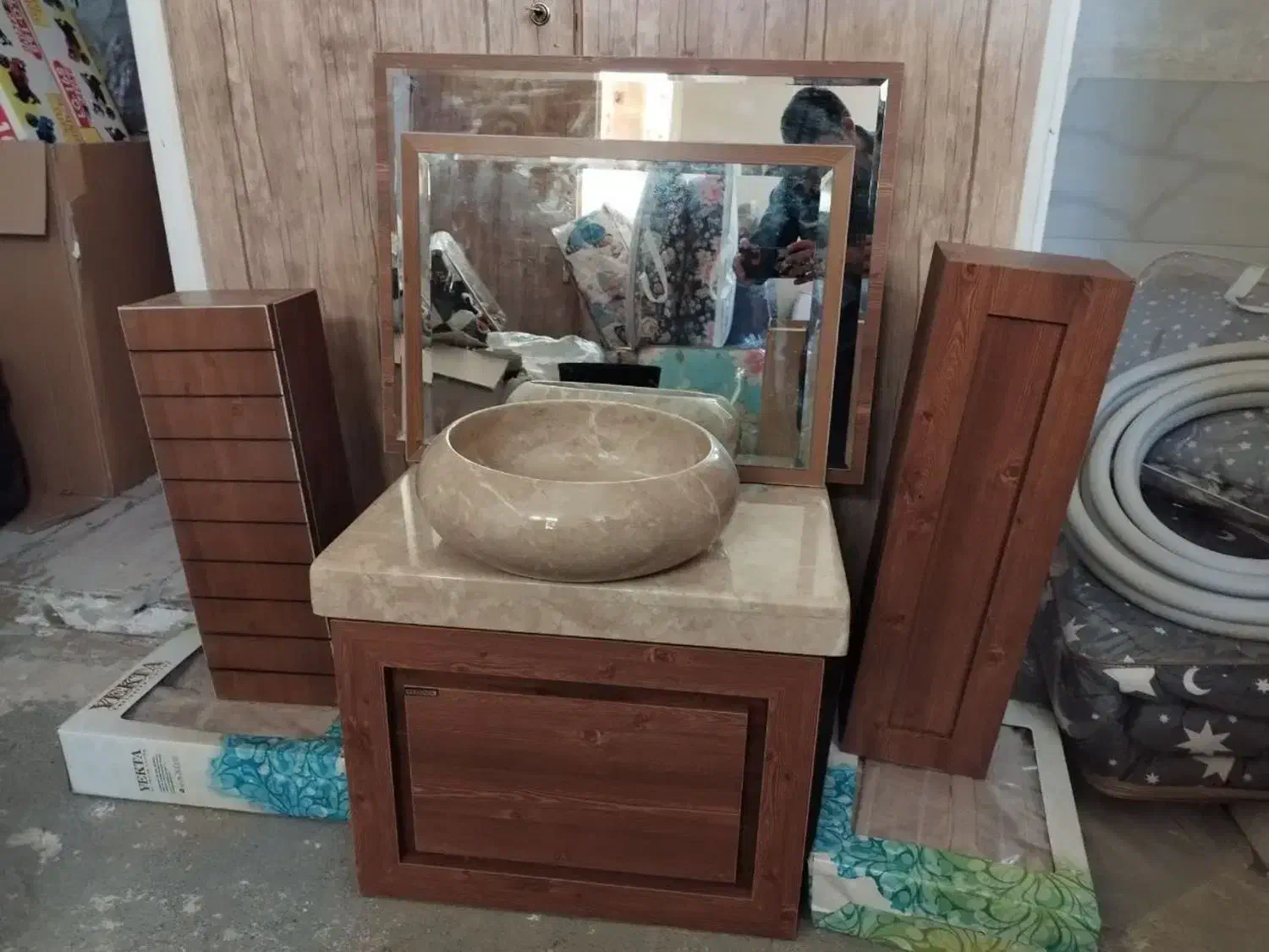 آینه و باکس و روشویی|لوازم سرویس بهداشتی|اراک, |دیوار