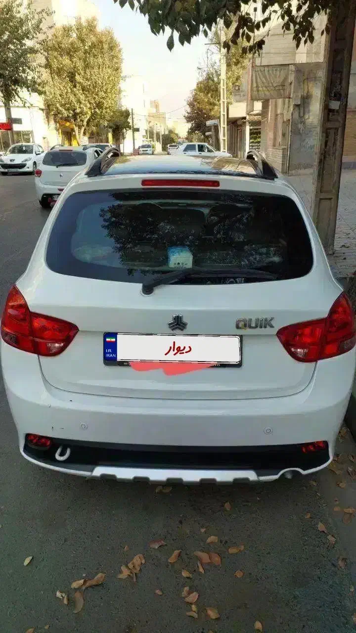 کوییک آر سفید مشکی|خودرو سواری و وانت|کرج, اتحاد|دیوار