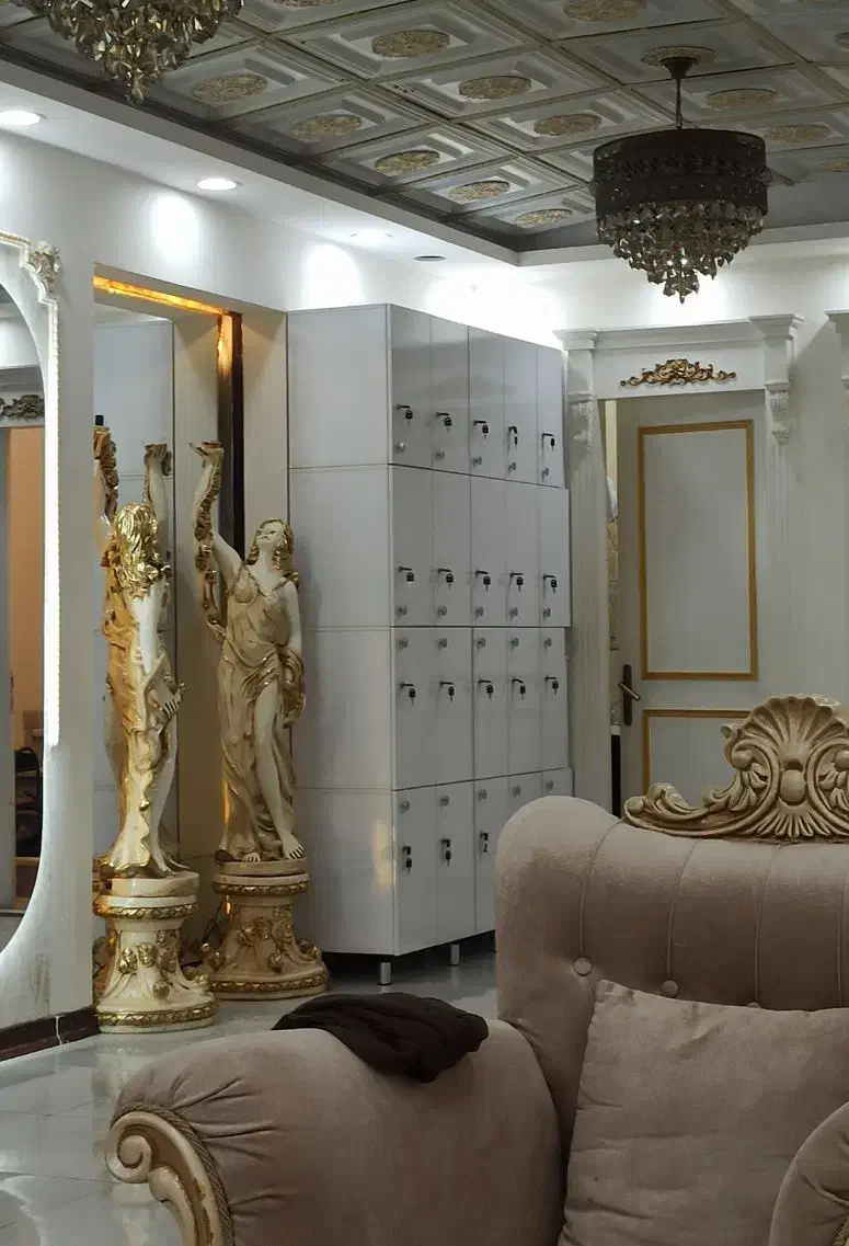 مجسمه فرشته چراغ دار بزرگ|مجسمه، تندیس، ماکت|قم, سالاریه|دیوار