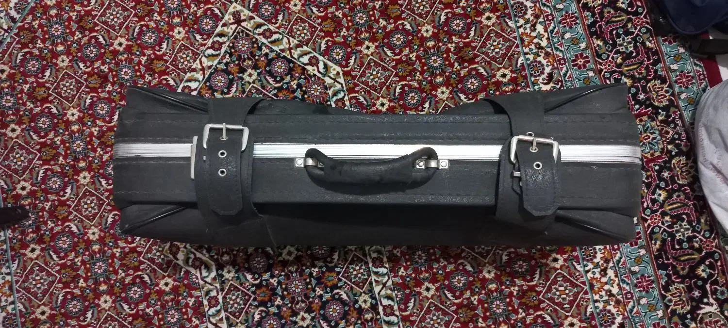 چمدان مسافرتی بزرگ و جادار و چرم|کیف، کفش، کمربند|قیدار, |دیوار