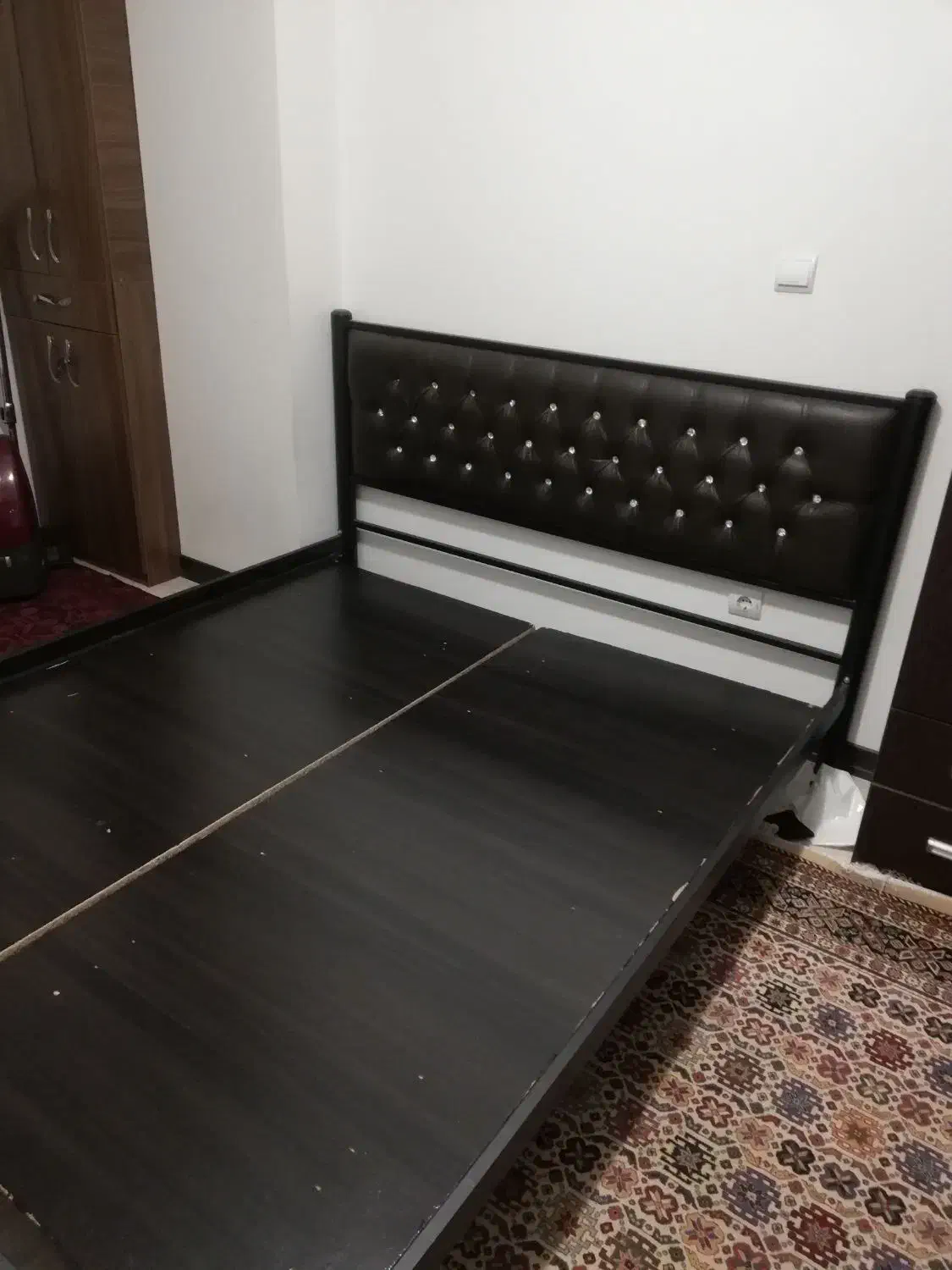 تخت خواب دونفره فلزی چستر|تخت و سرویس خواب|تهران, جنت‌آباد شمالی|دیوار