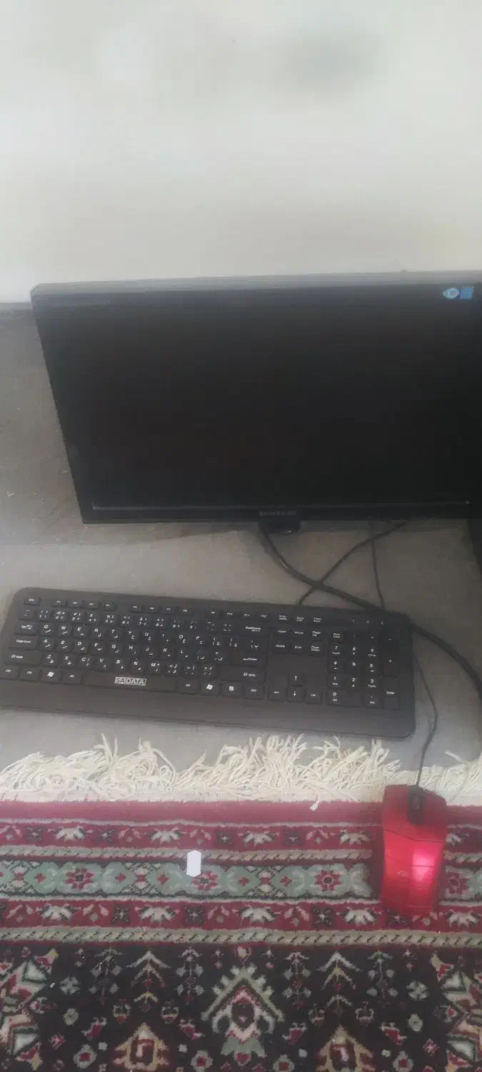 کامپیوتر خونگب|رایانه رومیزی|شوط, |دیوار