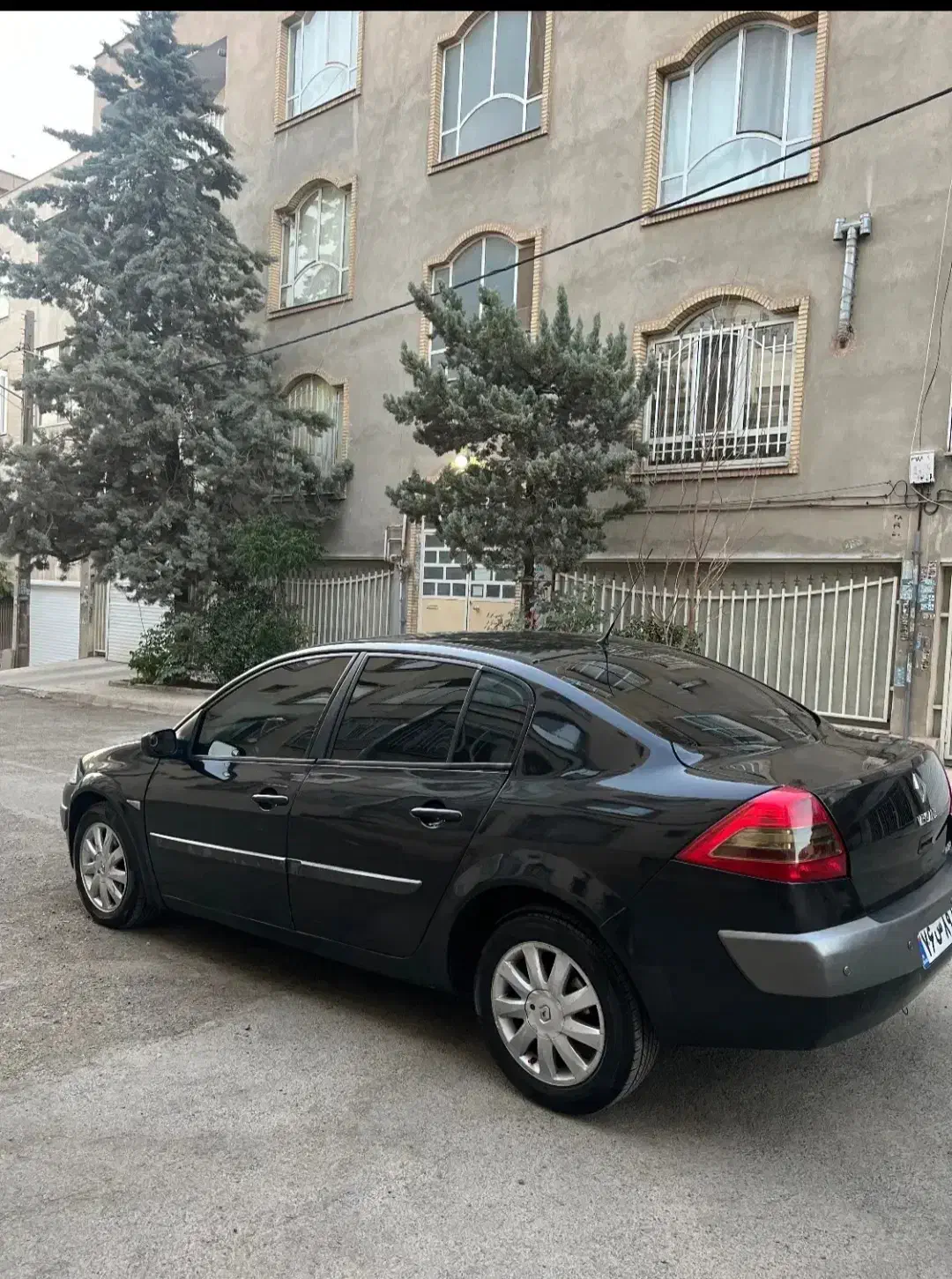 مگانE2 دنده‌ای۱۶۰۰ مدل۲۰۰۹  مصرف‌شخصی|خودرو سواری و وانت|تهران, دروس|دیوار