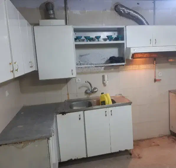 کابینت دسته دو ، سینک استیل ، هود ،|آب‌چکان و نظم‌دهنده ظروف|سبزوار, قصبه اب یمین|دیوار