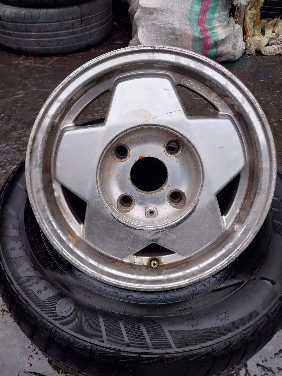 رینگ|قطعات یدکی و لوازم جانبی|خشکبیجار, |دیوار