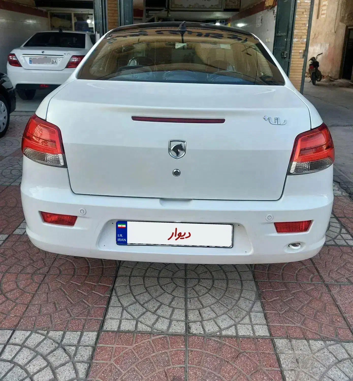 رانا پلاس سقف شیشه‌ای پاناروما 6 دنده|خودرو سواری و وانت|بوشهر, |دیوار