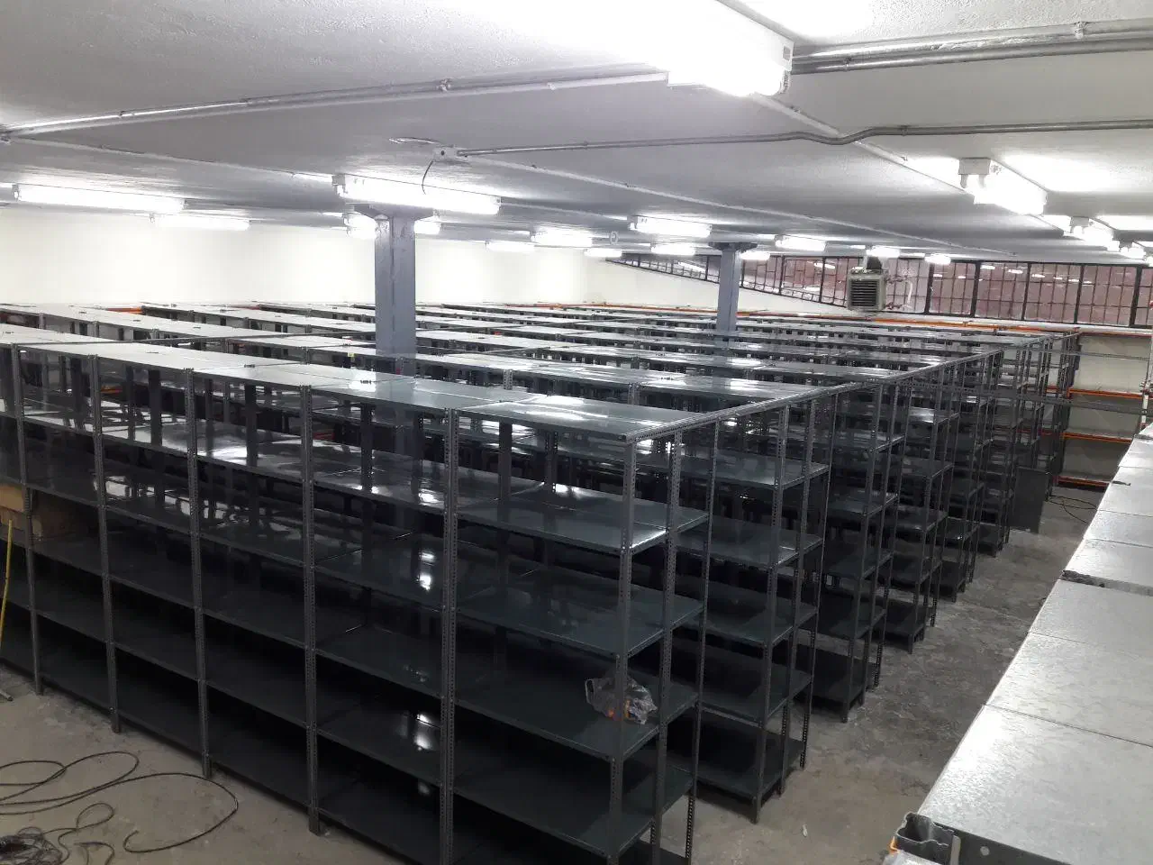 قفسه پیچ مهره ای|فروشگاه و مغازه|لنجان, |دیوار