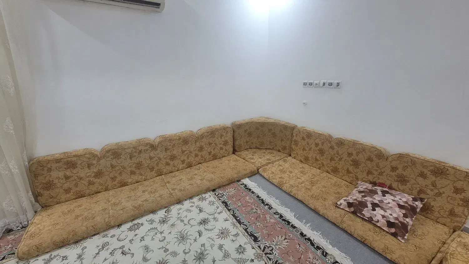 پشتی خلیجی زیباوخوشرنگ|پشتی|اهواز, مجاهد|دیوار