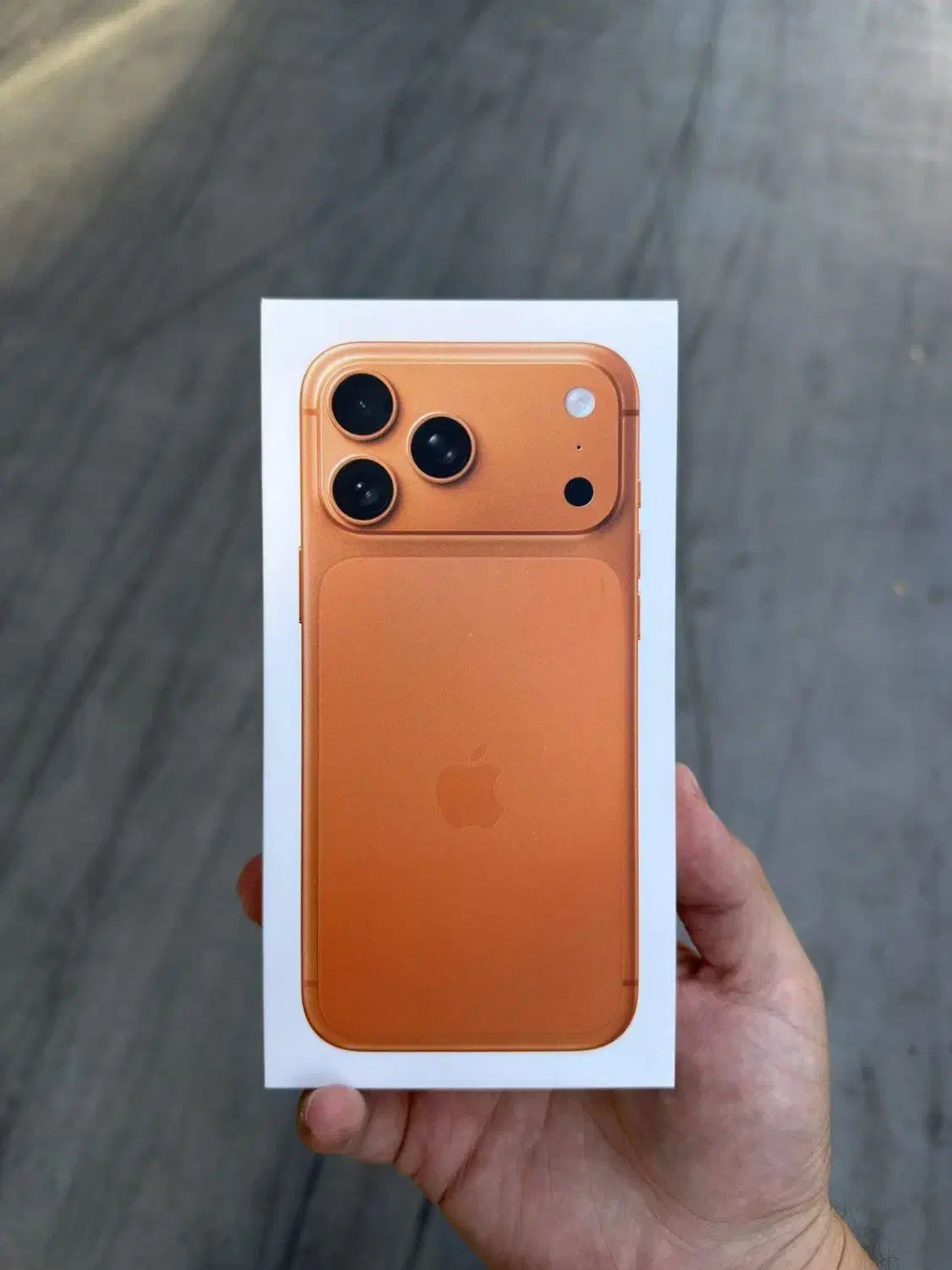iPhone 17 Pro Max  Orange Titanium(256GB)|موبایل|کرمان, |دیوار