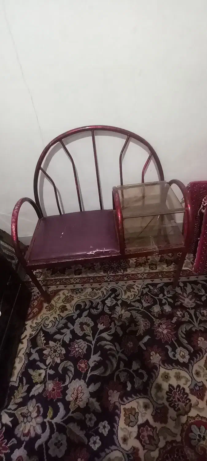 میزتلفن|میز تلفن|قائن, |دیوار