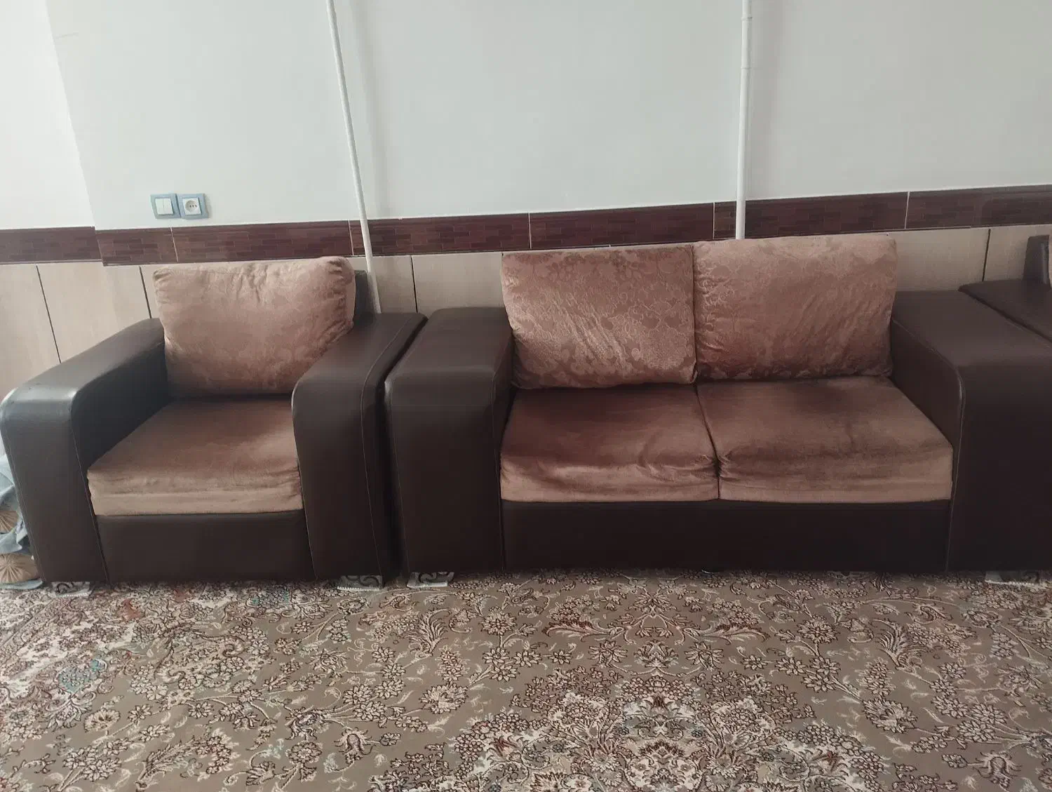 مبلمان راحتی هفت نفره|مبلمان خانگی و میز عسلی|کنگاور, |دیوار