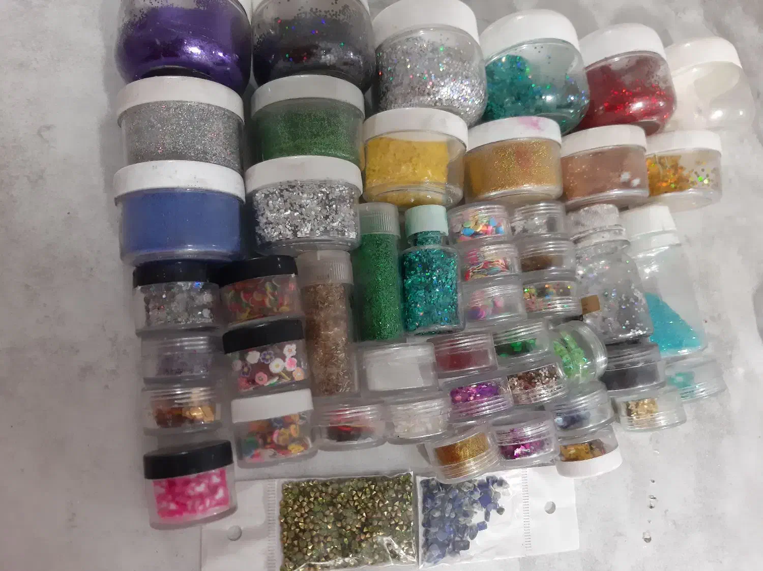 لوازم رزین اپوکسی قیمت نصف|صنایع دستی و سایر لوازم تزئینی|فیروزکوه, |دیوار