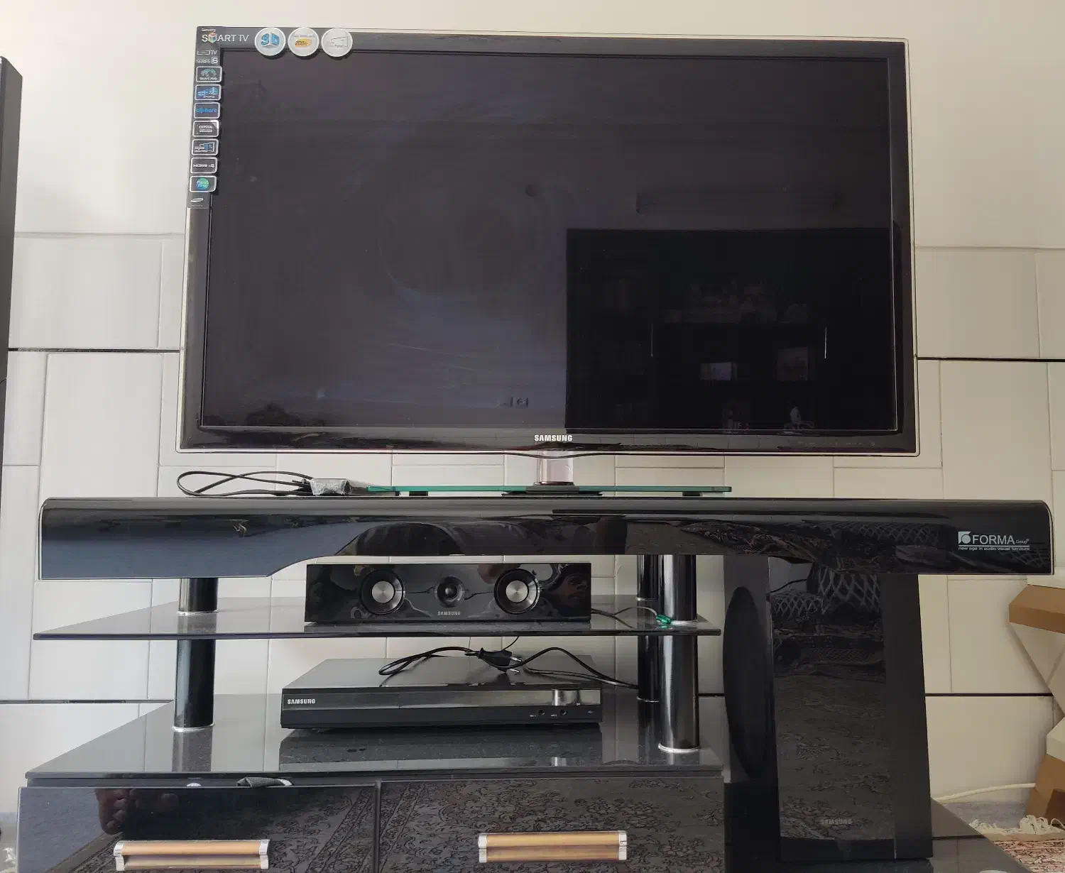 تلویزیون ۴۶ اینچ سامسونگ اصل کره|تلویزیون و پروژکتور|لنجان, |دیوار