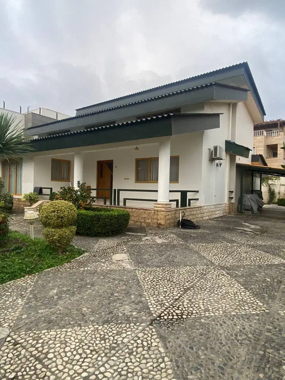 ویلا باغ شهرکی/دهکده برند سیاهرود|فروش خانه و ویلا|رویان, |دیوار